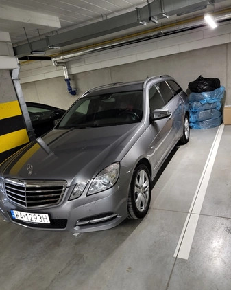 Mercedes-Benz Klasa E cena 50900 przebieg: 147212, rok produkcji 2013 z Warszawa małe 667